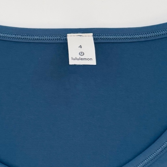 Lululemon Do the Daily Short Sleeve Cross-Front Code Blue Wrap T-Shirt, Size 4 - Picture 9 of 11
